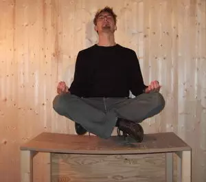 nicoenlevitationhaute2